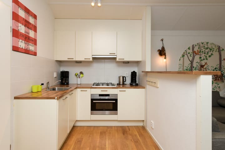 Photo 9 of Landweerswal 2-036