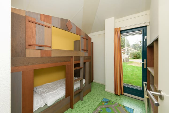 Photo 13 of Landweerswal 2-036