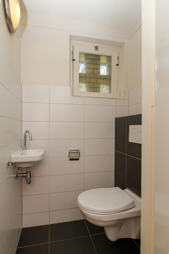 Photo 18 of Landweerswal 2-036