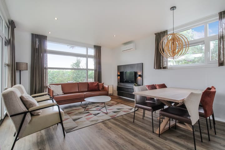 Photo 5 of Loverensestraat 11-K3