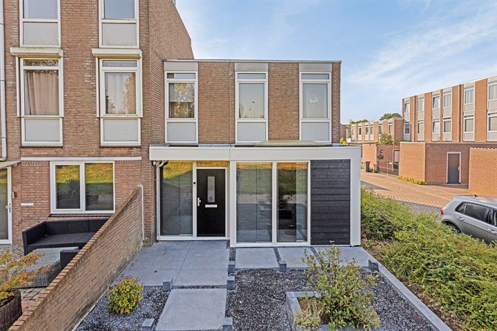 Bekijk foto 38 van Tarbotstraat 2