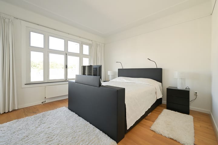 Foto 25 van Lange Vijverberg 20-D