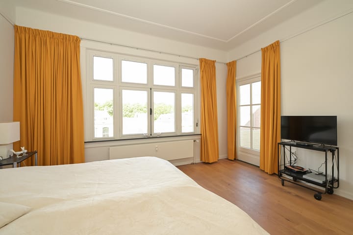 Foto 30 van Lange Vijverberg 20-D