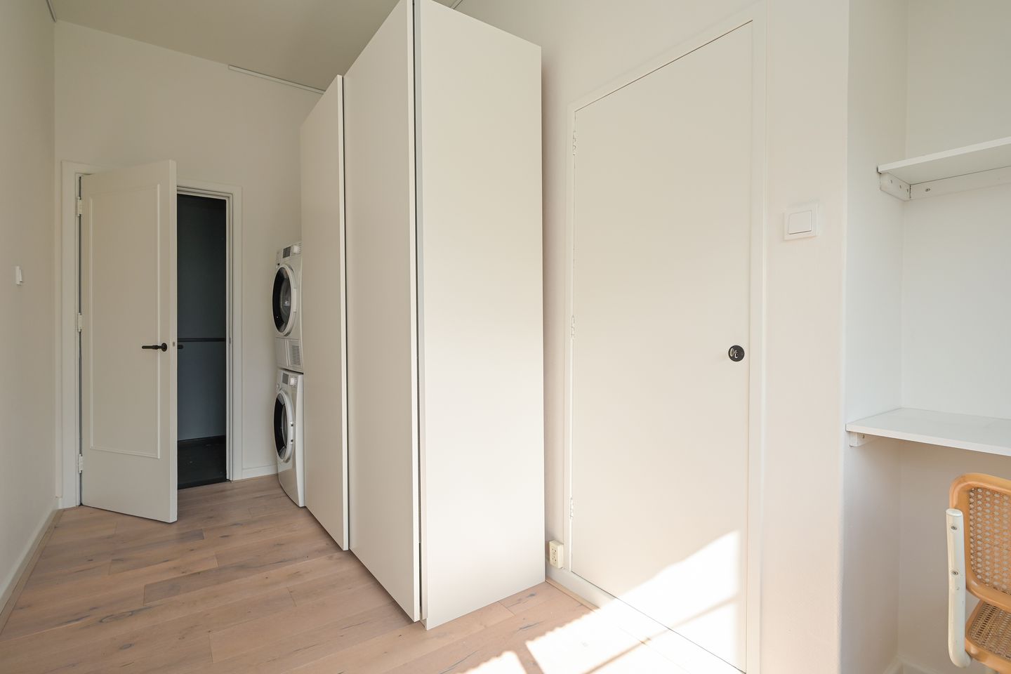 Foto 35 van Lange Vijverberg 20-D