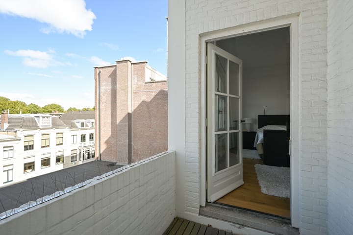 Foto 37 van Lange Vijverberg 20-D