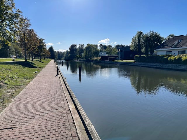 Foto 2 van Pluvierenweg 9