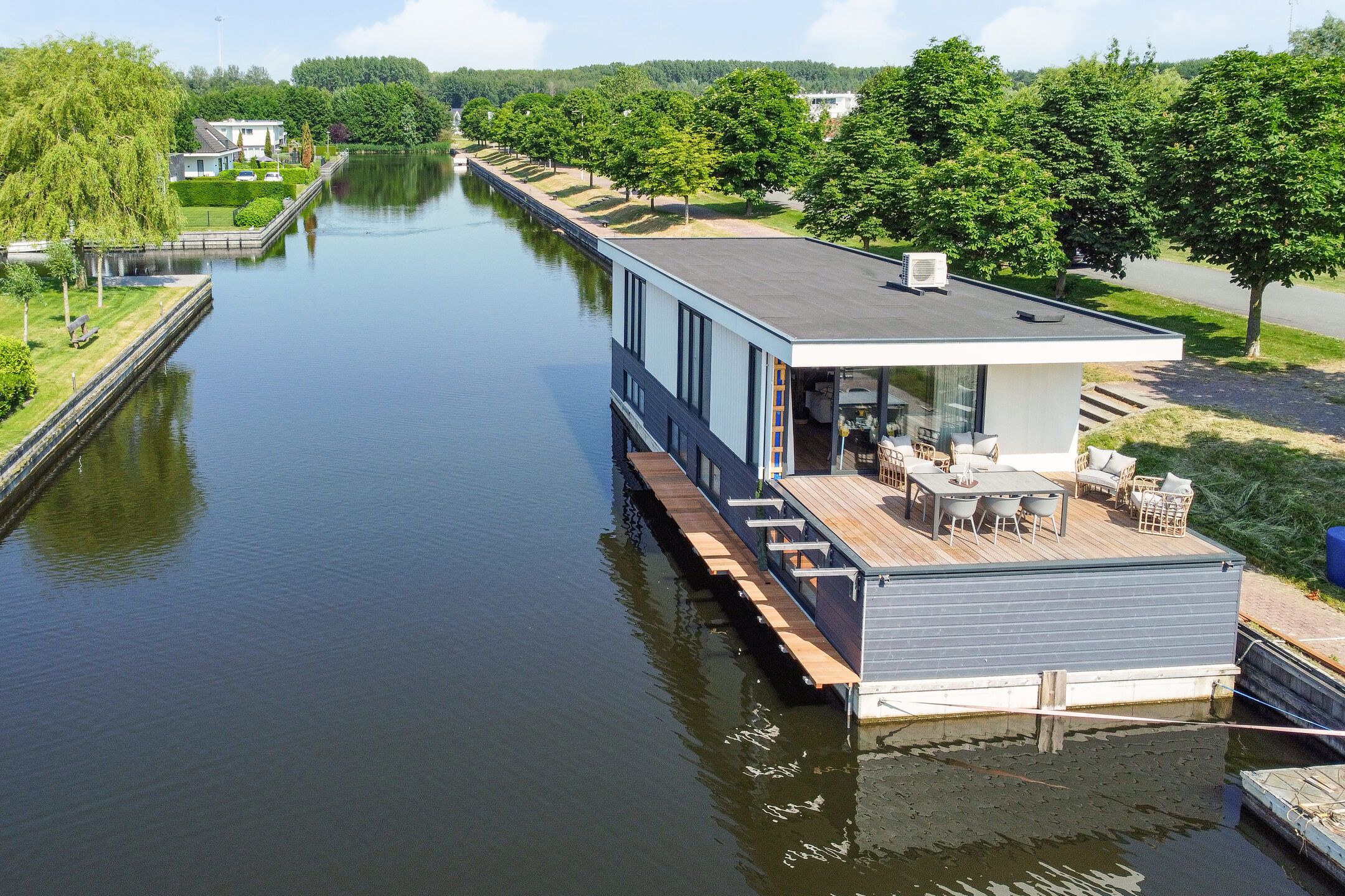 Foto 6 van Pluvierenweg 9