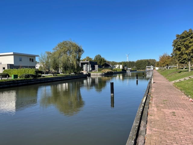 Foto 10 van Pluvierenweg 9