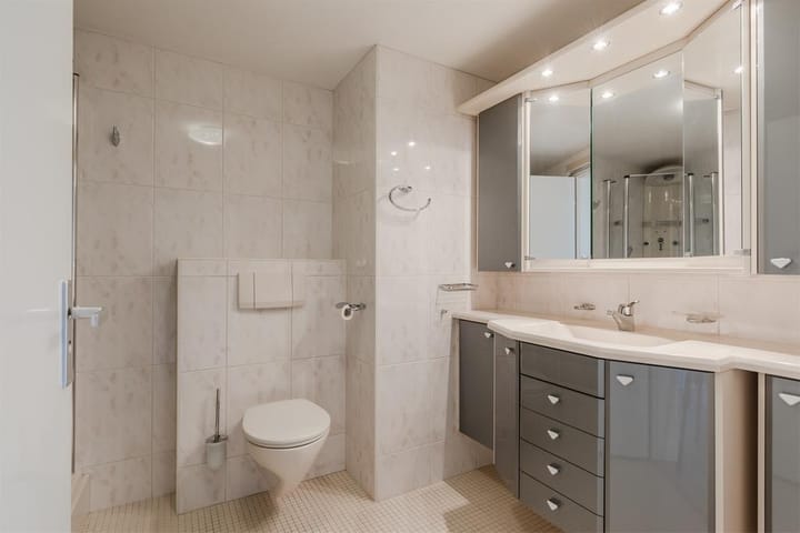 Photo 25 of Max Havelaarlaan 137