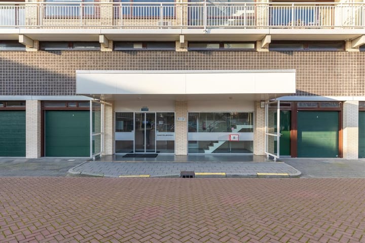 Photo 30 of Max Havelaarlaan 137