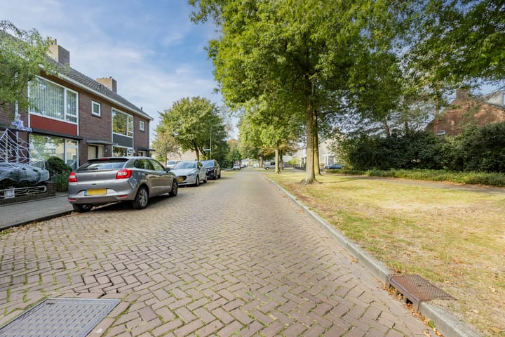 Foto 38 van Monseigneur Schaepmanstraat 19