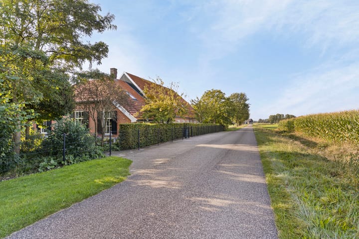 Photo 106 of Klompmakersweg 1