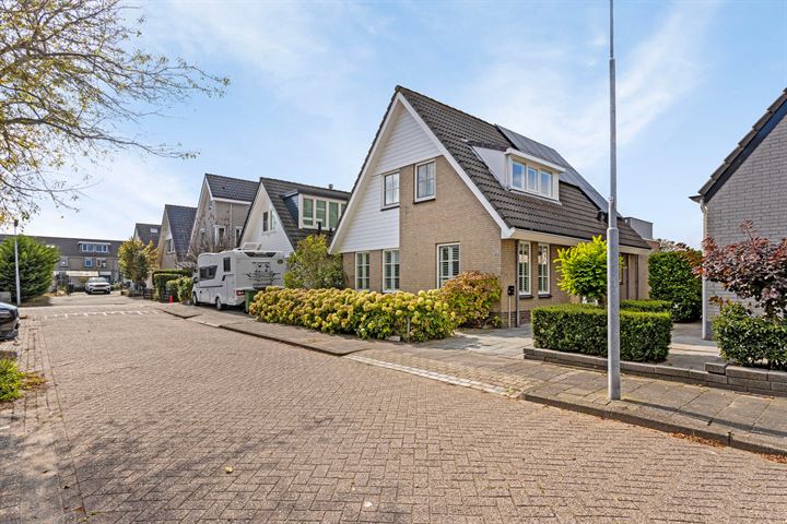 View photo 60 of H. Soeteboomstraat 31