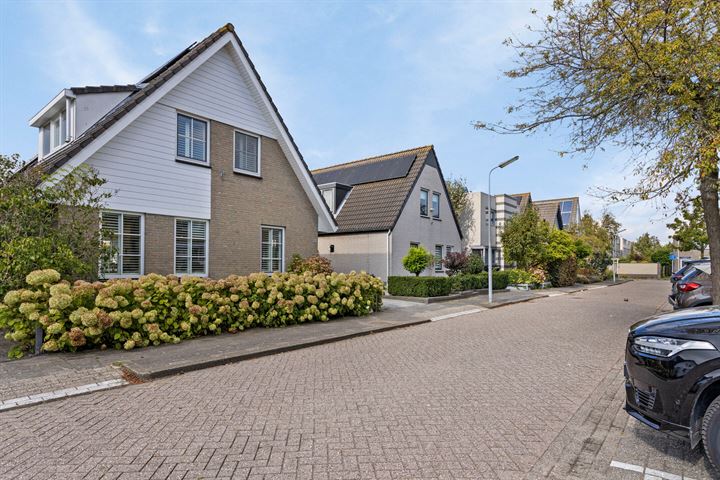 View photo 61 of H. Soeteboomstraat 31