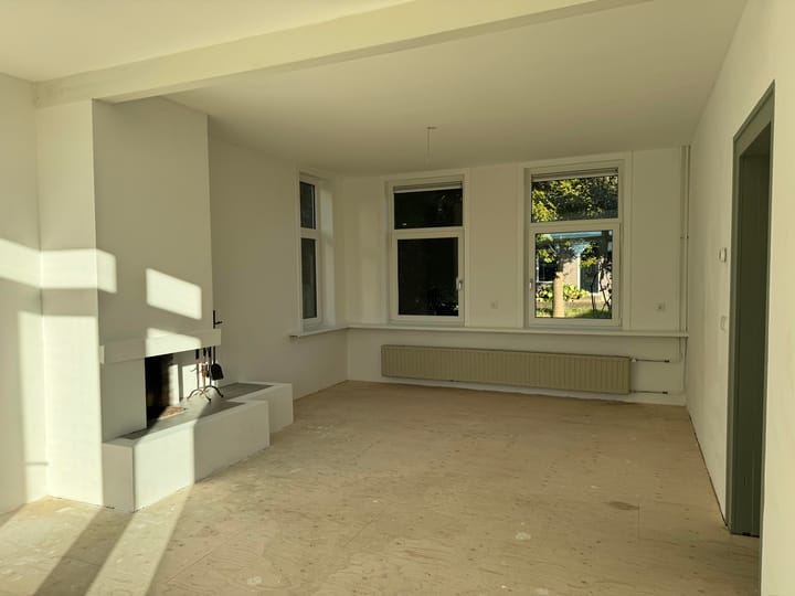 Photo 3 of Oosteinde 12