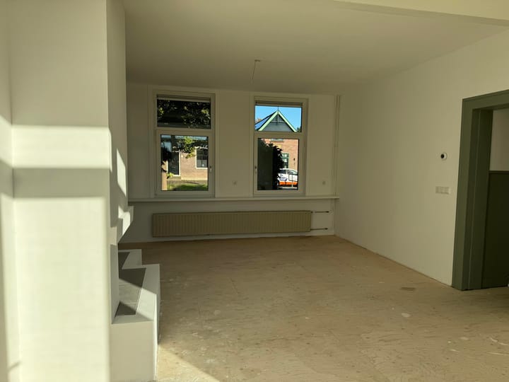 Photo 4 of Oosteinde 12