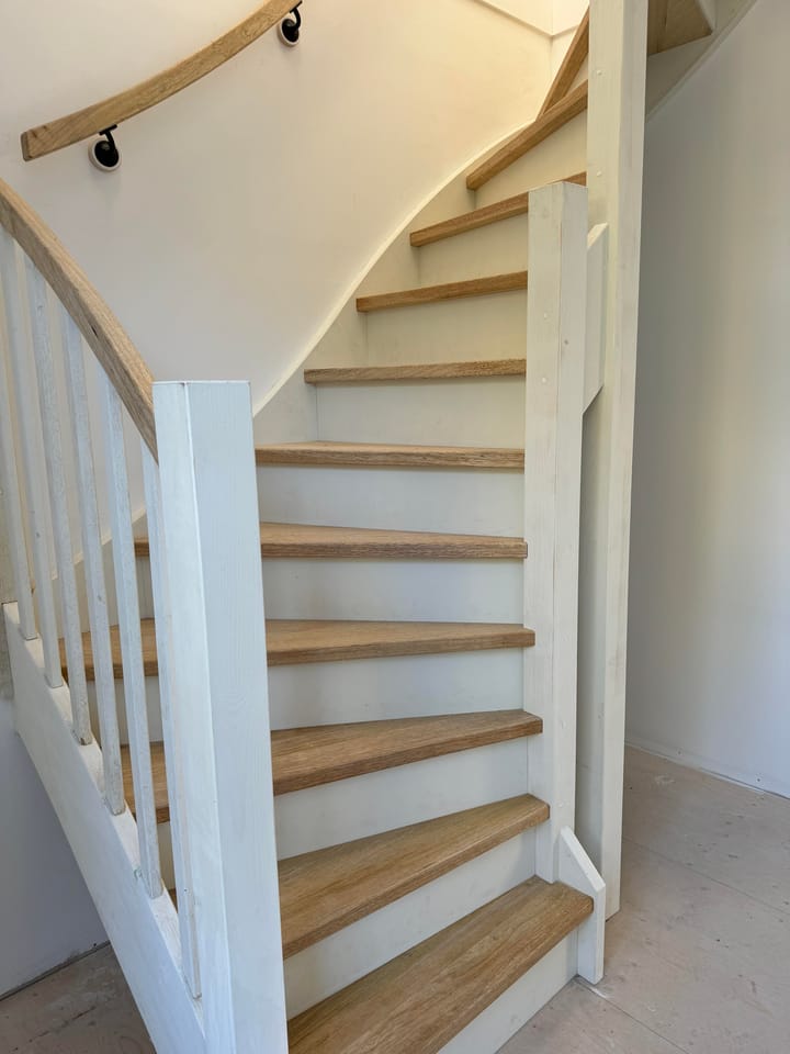 Photo 12 of Oosteinde 12