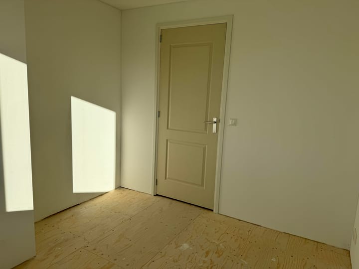 Photo 16 of Oosteinde 12