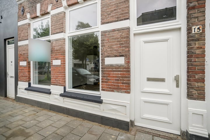 View photo 25 of Glacisstraat 13