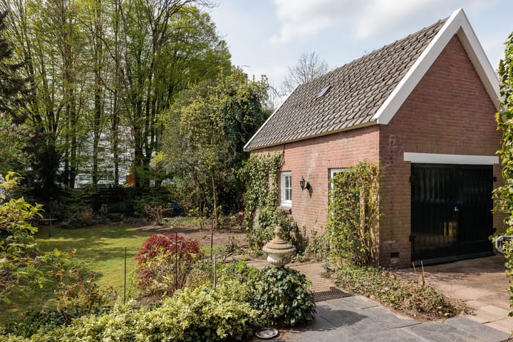 Foto 61 van Julianastraat 8