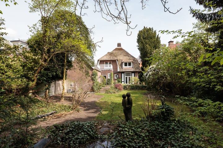 Foto 64 van Julianastraat 8