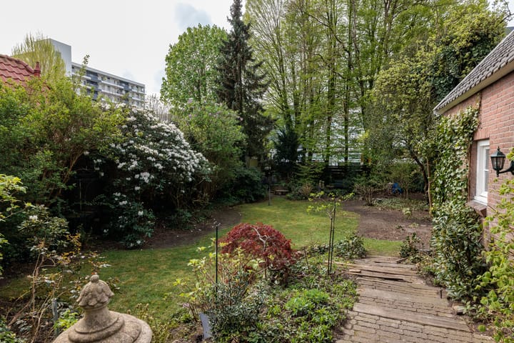 Foto 70 van Julianastraat 8