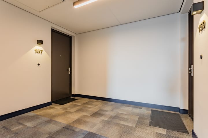 Foto 8 van Mangoweg 157