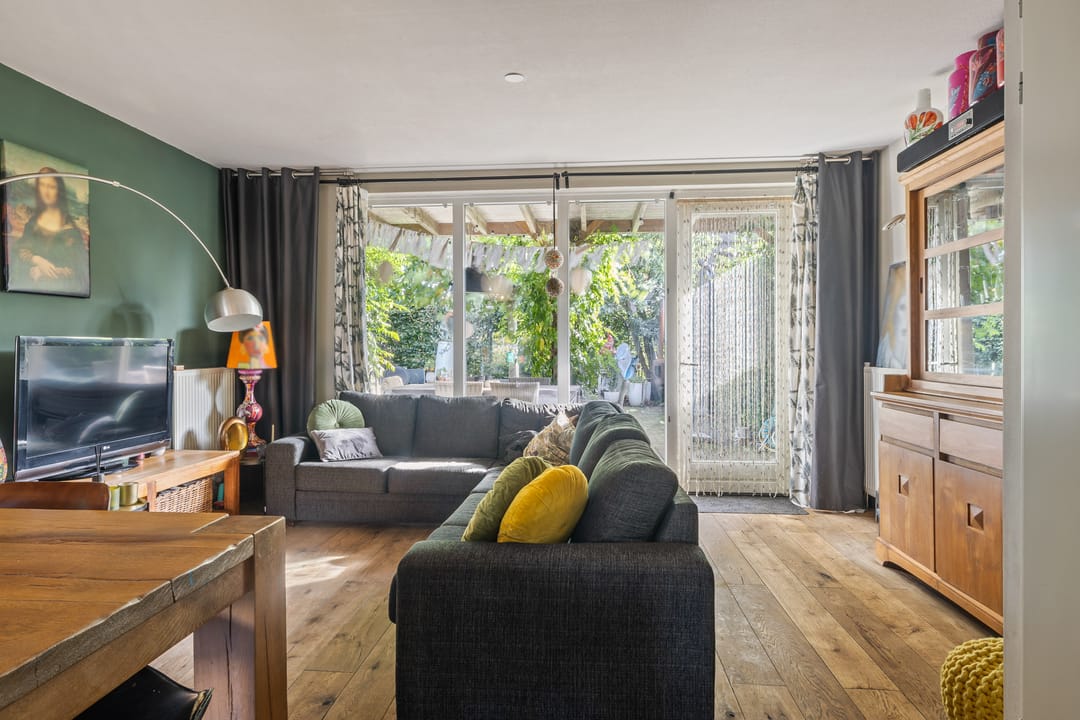 Photo 2 of Pinksterbloem 62