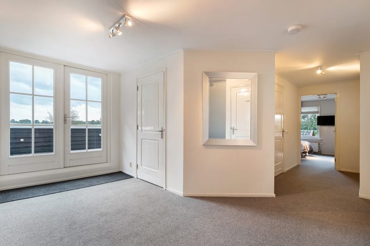 Foto 42 van Dwarsweg 19