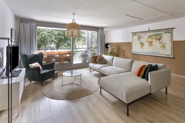 Foto 5 van van Berckelstraat 5