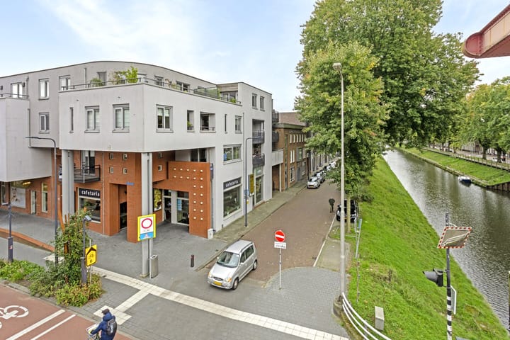 Foto 18 van van Berckelstraat 5