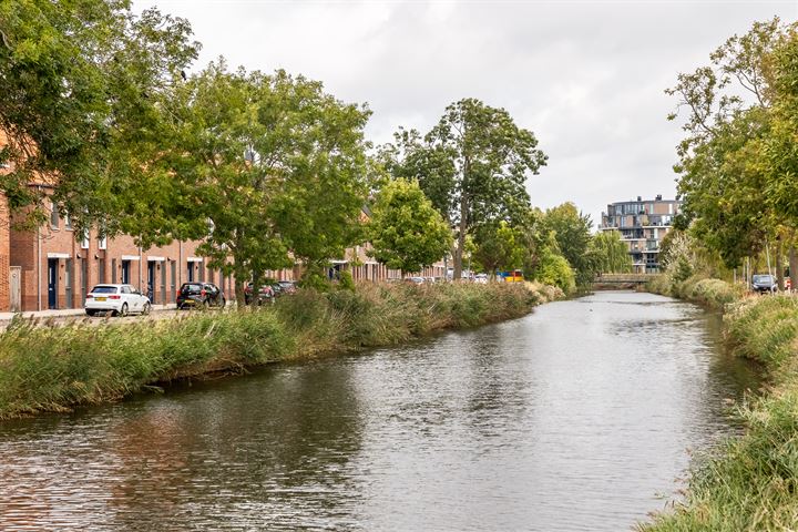 Bekijk foto 3 van Schuitvaartgracht 183