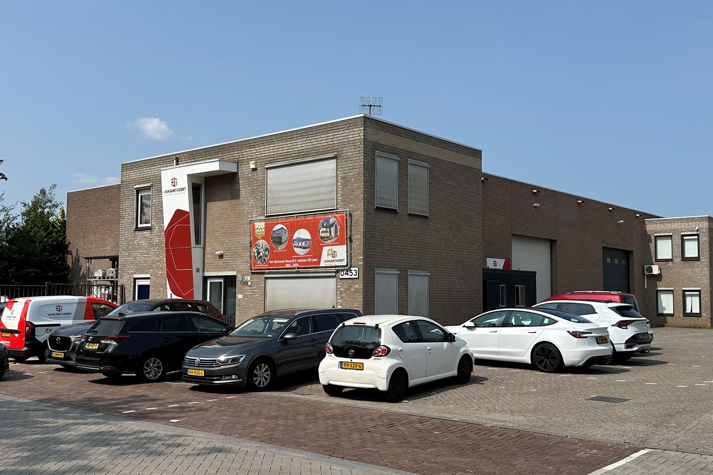 Bekijk foto 1 van Kanaaldijk-Noord 155