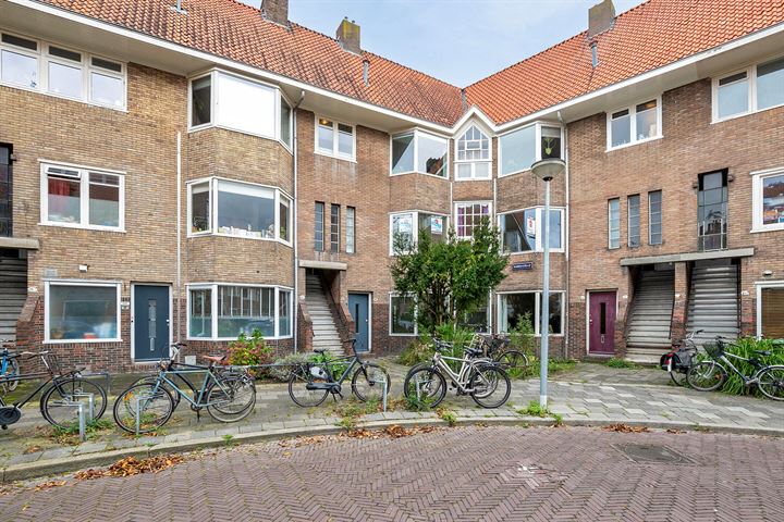 Bekijk foto 1 van Ambonstraat 28