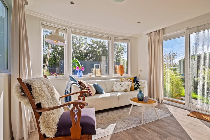 Photo 3 of Yn 'e Lijte 1-18