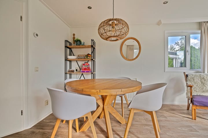 Photo 8 of Yn 'e Lijte 1-18