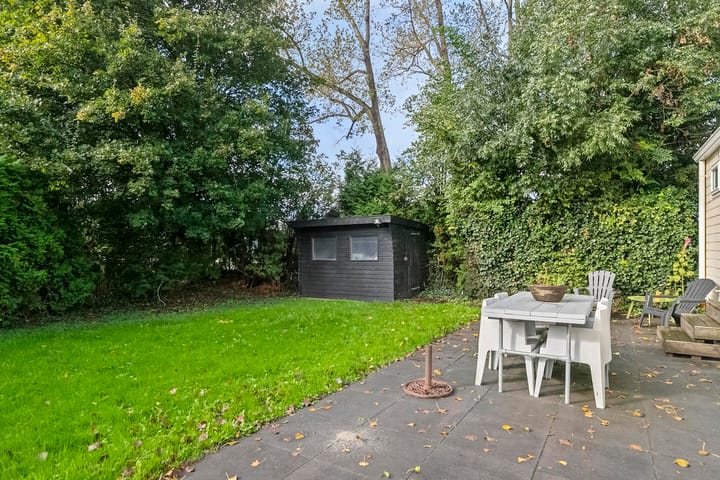 Photo 21 of Yn 'e Lijte 1-18