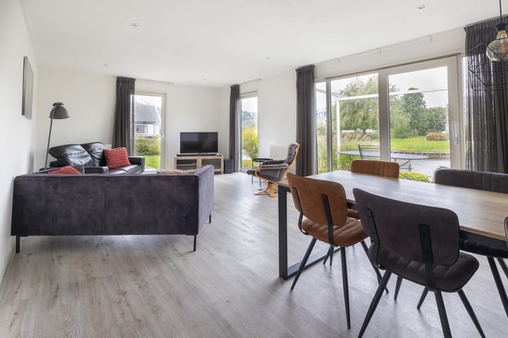 Foto 4 van Zuiderdwarsdijk 62