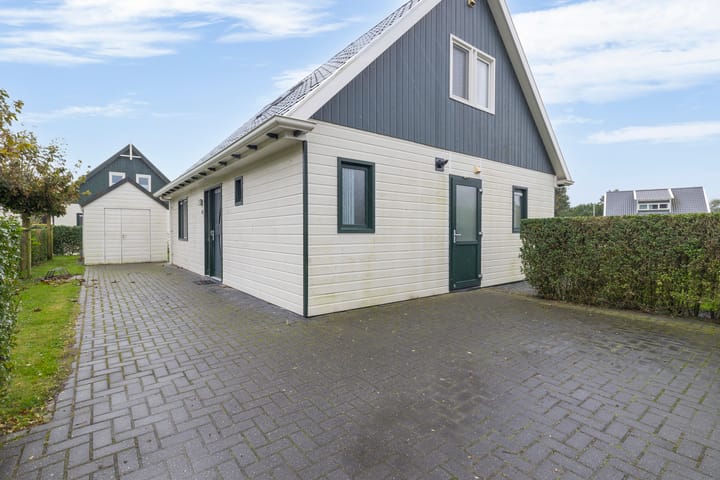 Foto 9 van Zuiderdwarsdijk 62