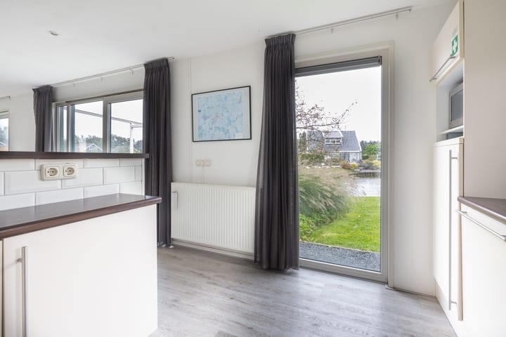 Foto 19 van Zuiderdwarsdijk 62