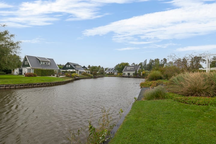 Bekijk foto 38 van Zuiderdwarsdijk 62