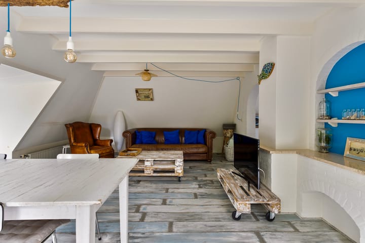 Foto 43 van Valkenisseweg 68.