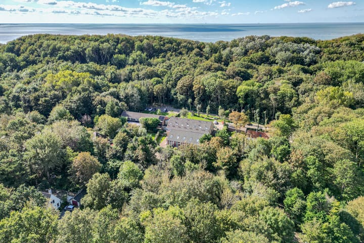 Foto 54 van Valkenisseweg 68.