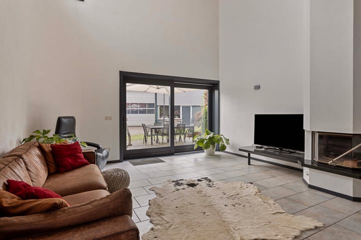 Foto 8 van Loeffstraat 11