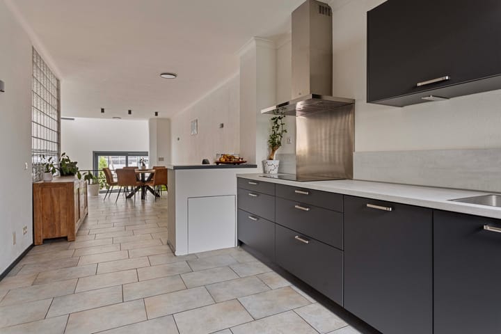 Foto 17 van Loeffstraat 11