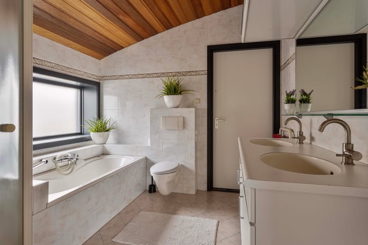 Foto 29 van Loeffstraat 11