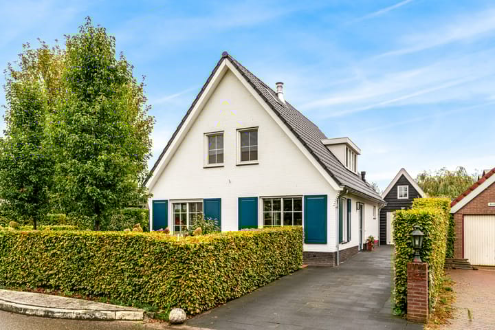 Photo 1 of Kerkstraat 1-A