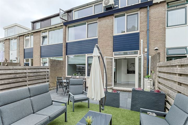 View photo 40 of Wikkestraat 6