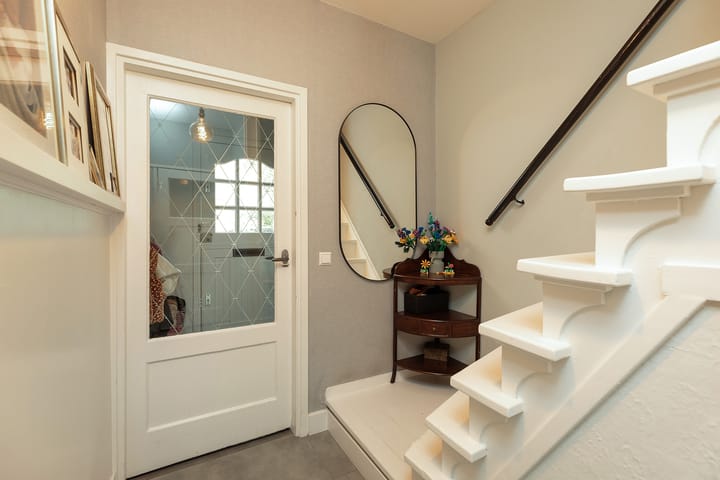 Foto 8 van Van Limburg Stirumstraat 29