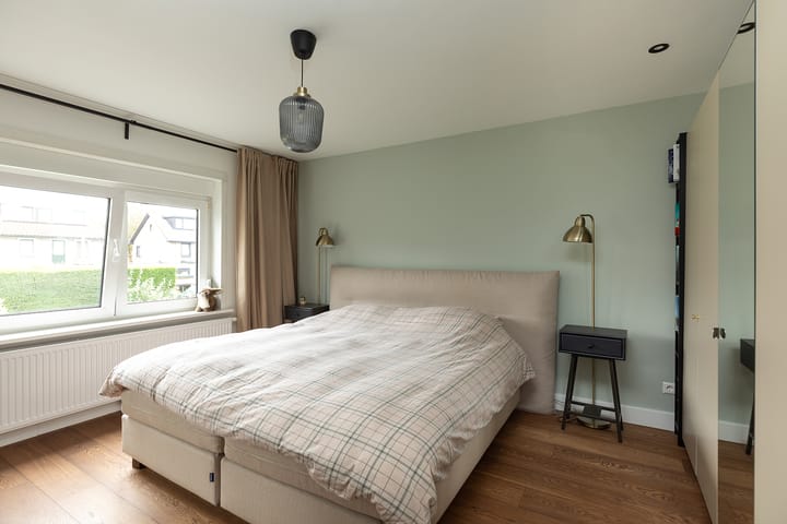 Foto 9 van Van Limburg Stirumstraat 29